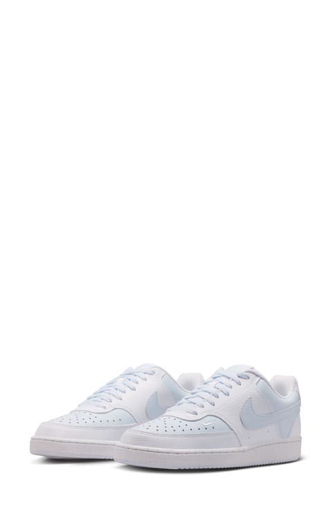 Court Vision Low Sneaker
