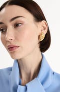 Oscar de la Renta Seashell Drop Earrings