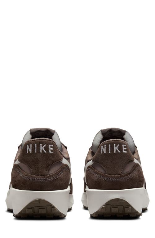 NIKE NIKE WAFFLE DEBUT SNEAKER