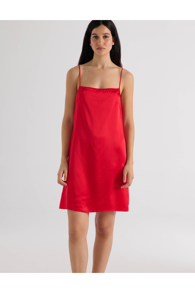 Toulouse Slip Scarlet, Alternate, color, Scarlet