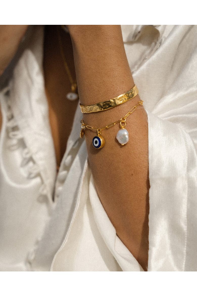 Cornicello Evil Eye Charm Bracelet, Alternate, color, Brass