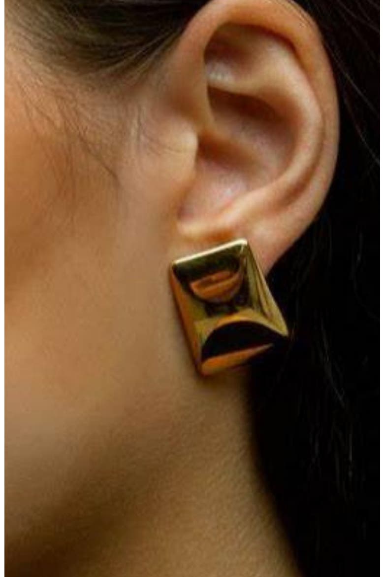 The Bia Curved Post Earrings, Alternate, color, GOLD