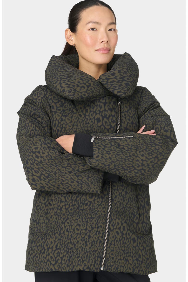 CloudWeight Water Resistant Quilted Puffer Short Jacket, Alternate, color, LARGE GREEN LEOPARD PRINT