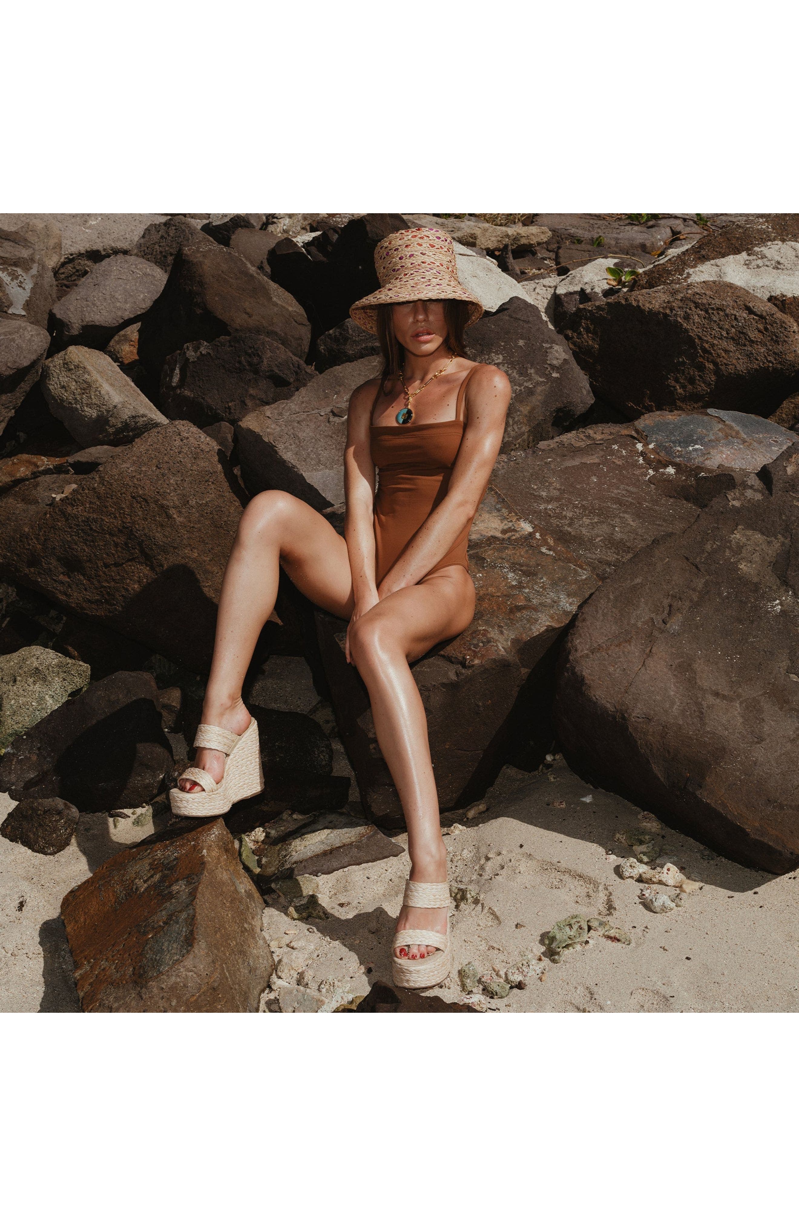 Larroudé Pamela Wedge, Alternate, color, Natural