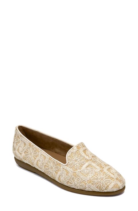 Betunia Ballet Flat (Women)