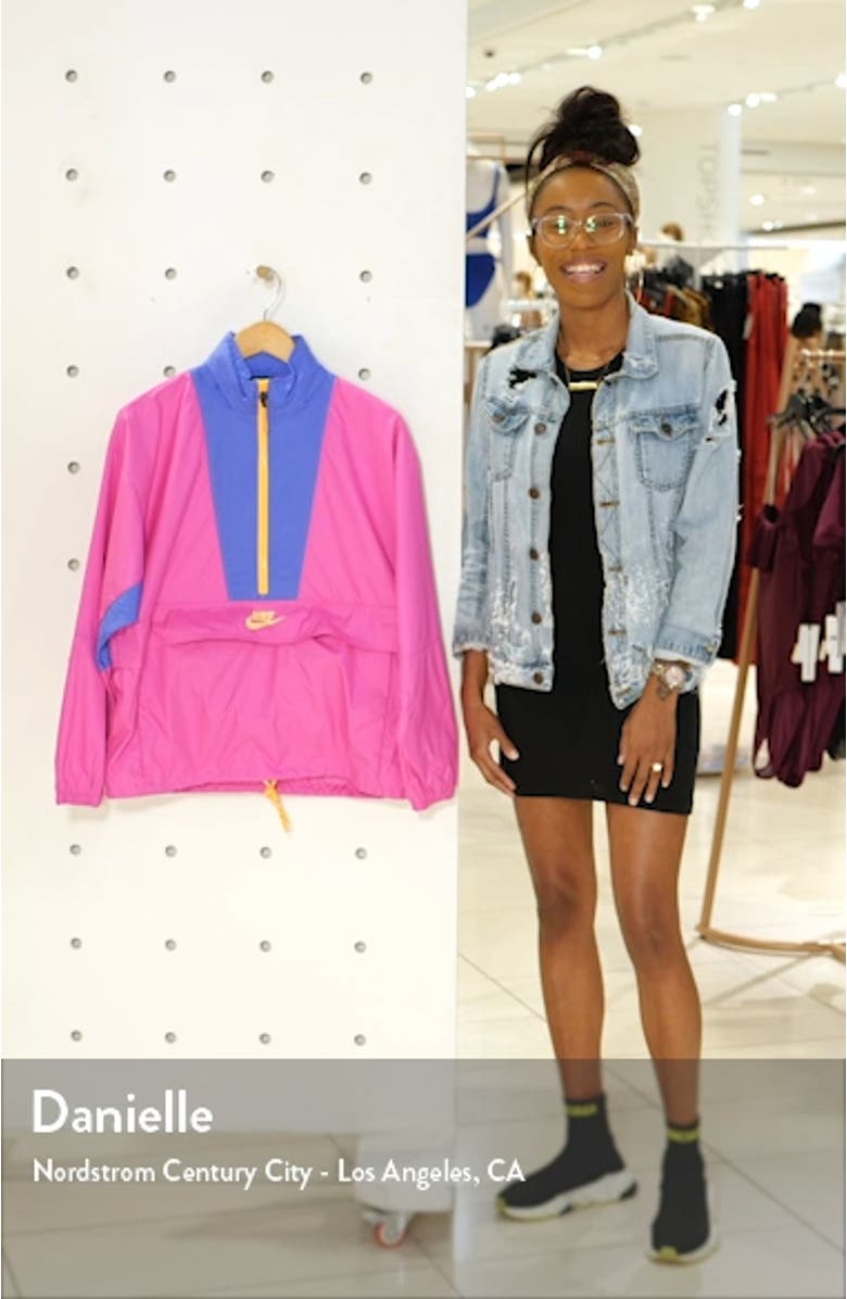 Sportswear Icon Clash Half Zip Jacket, sales video thumbnail