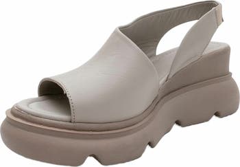 Agusto Leather Platform Sandal