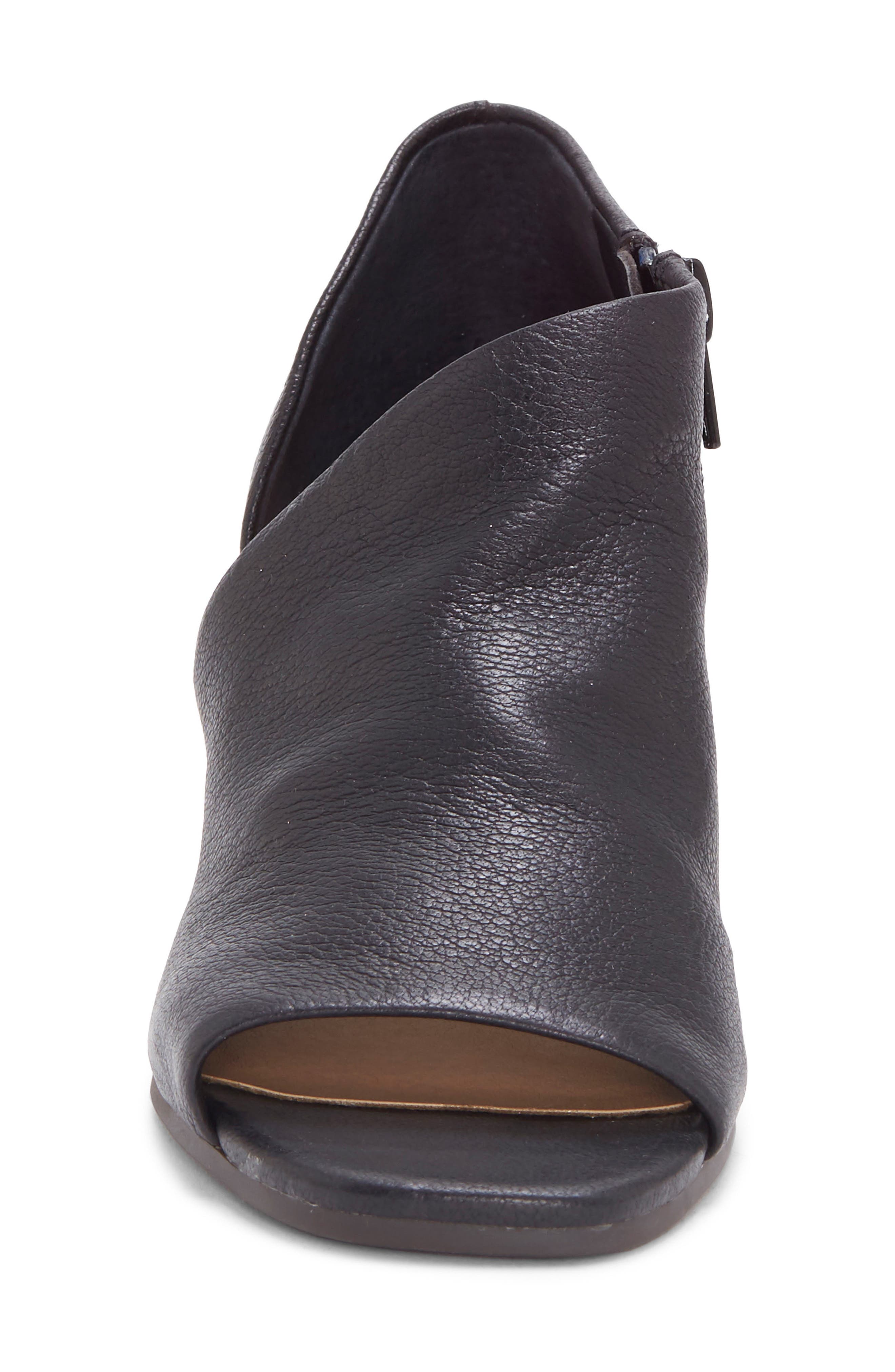 Lucky Brand Tylera Open Toe Wedge Bootie, Alternate, color, 