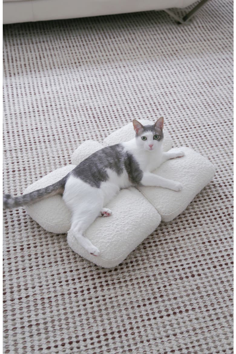 Bouclé Pebble Cat Bed, Alternate, color, WHITE