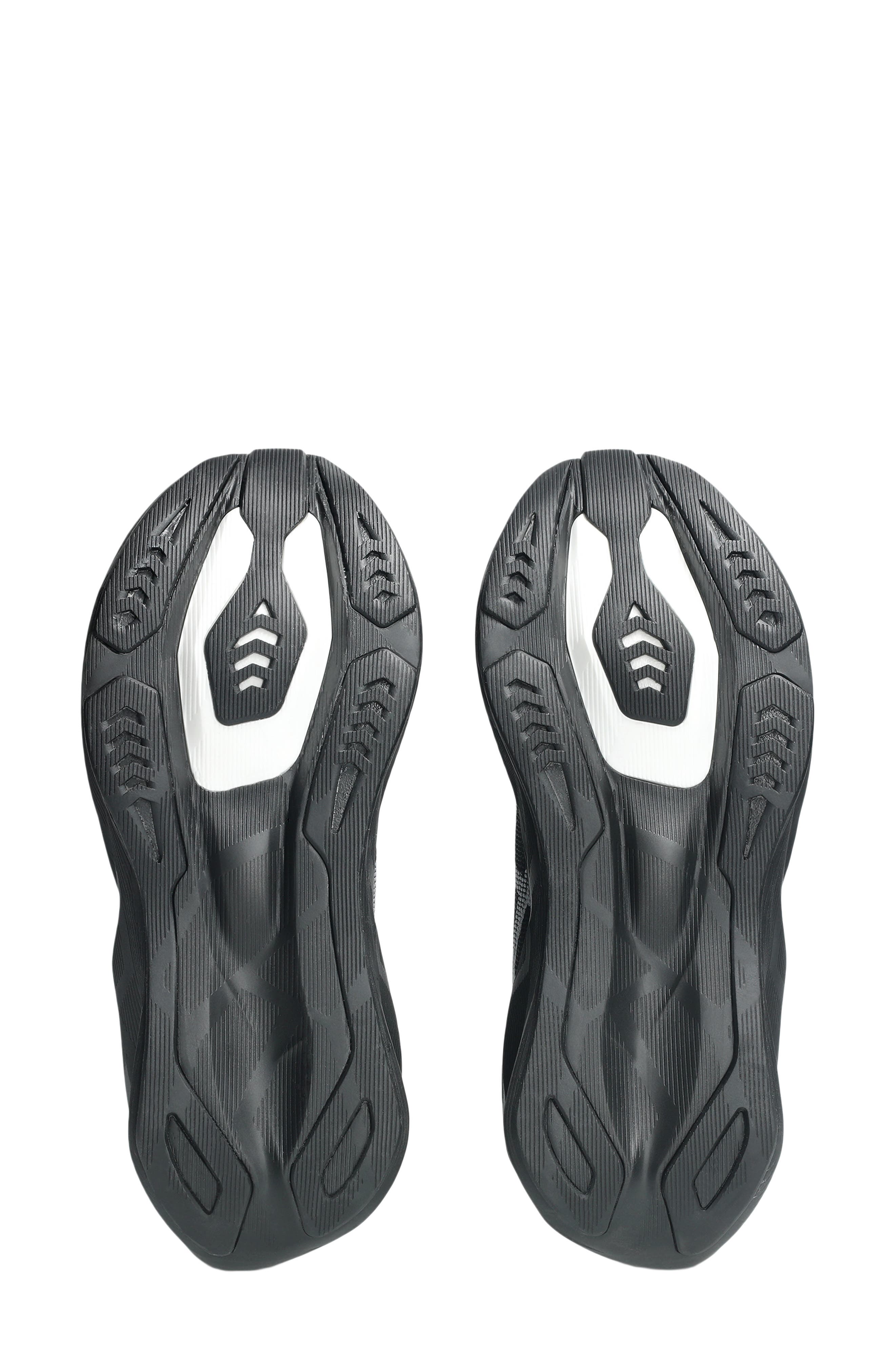 Novablast 6 Running Shoe, Alternate, color, BLACK/ BLACK