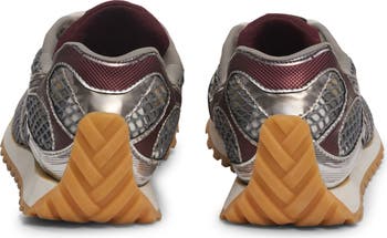 Orbit Low Top Sneaker