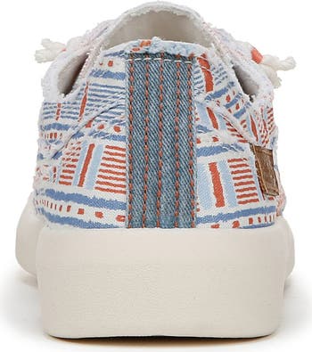 Beachside Low Top Sneaker