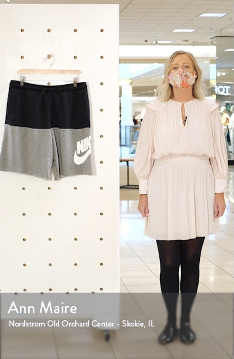 Sportswear Alumni Shorts, sales video thumbnail