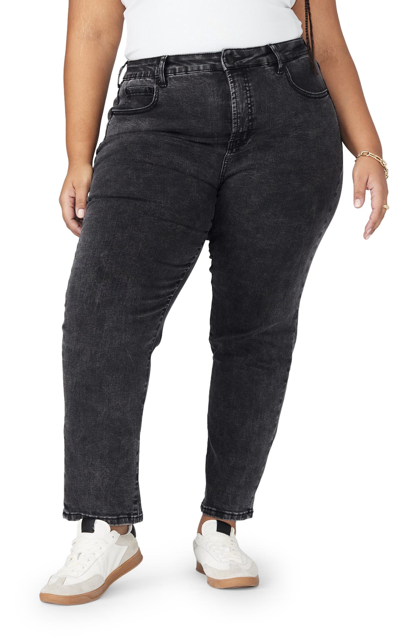 selected VINTAGE BLACK