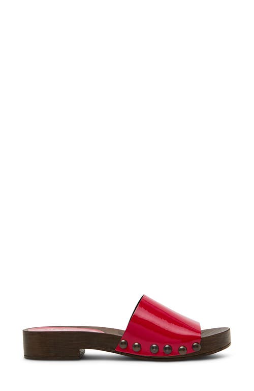 Steve Madden Cento Sandal In Red