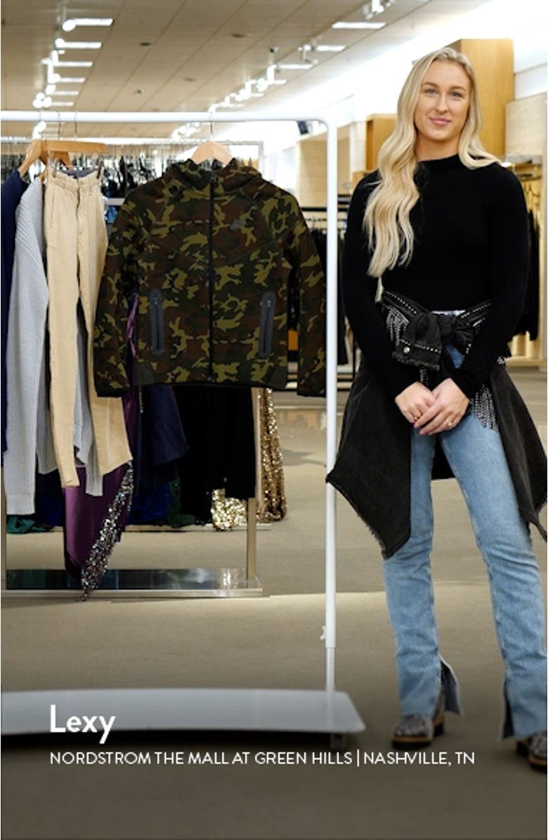 Kids' Tech Fleece Hoodie, sales video thumbnail