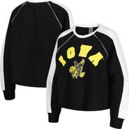 GAMEDAY COUTURE Women's Gameday Couture Black Iowa Hawkeyes Blindside Raglan Cropped Pullover Sweatshirt