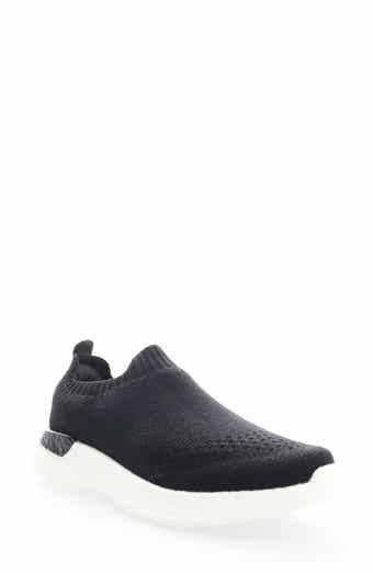 Propét B10 Unite Slip-On Sneaker
