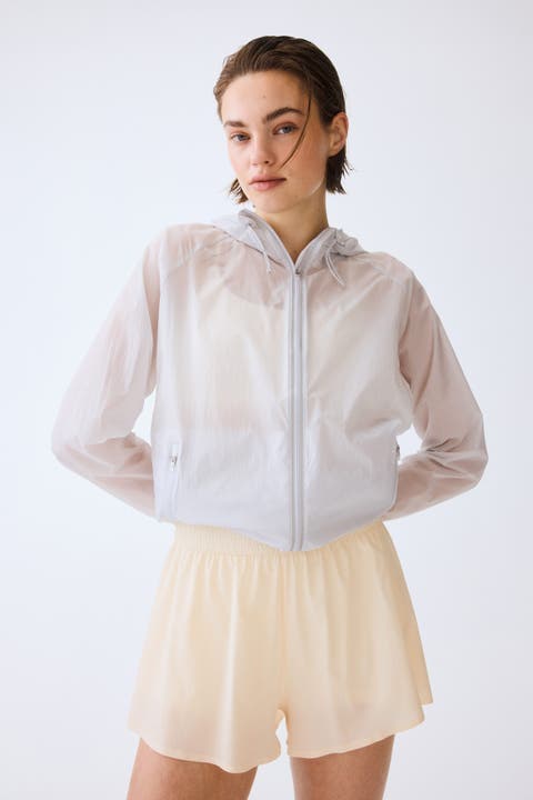 Double-layered sports shorts