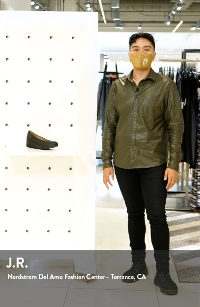 Leny Wedge Pump, sales video thumbnail