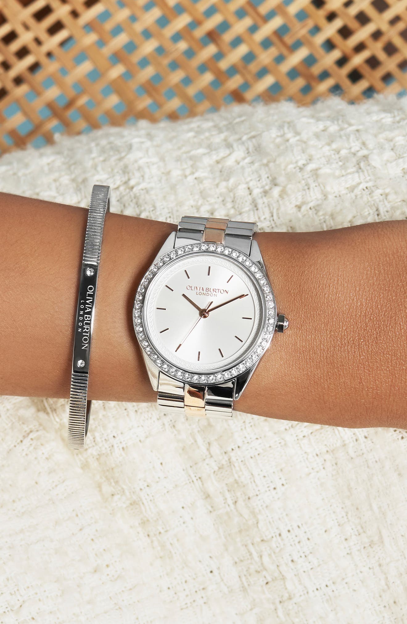 selected SILVER WHITE