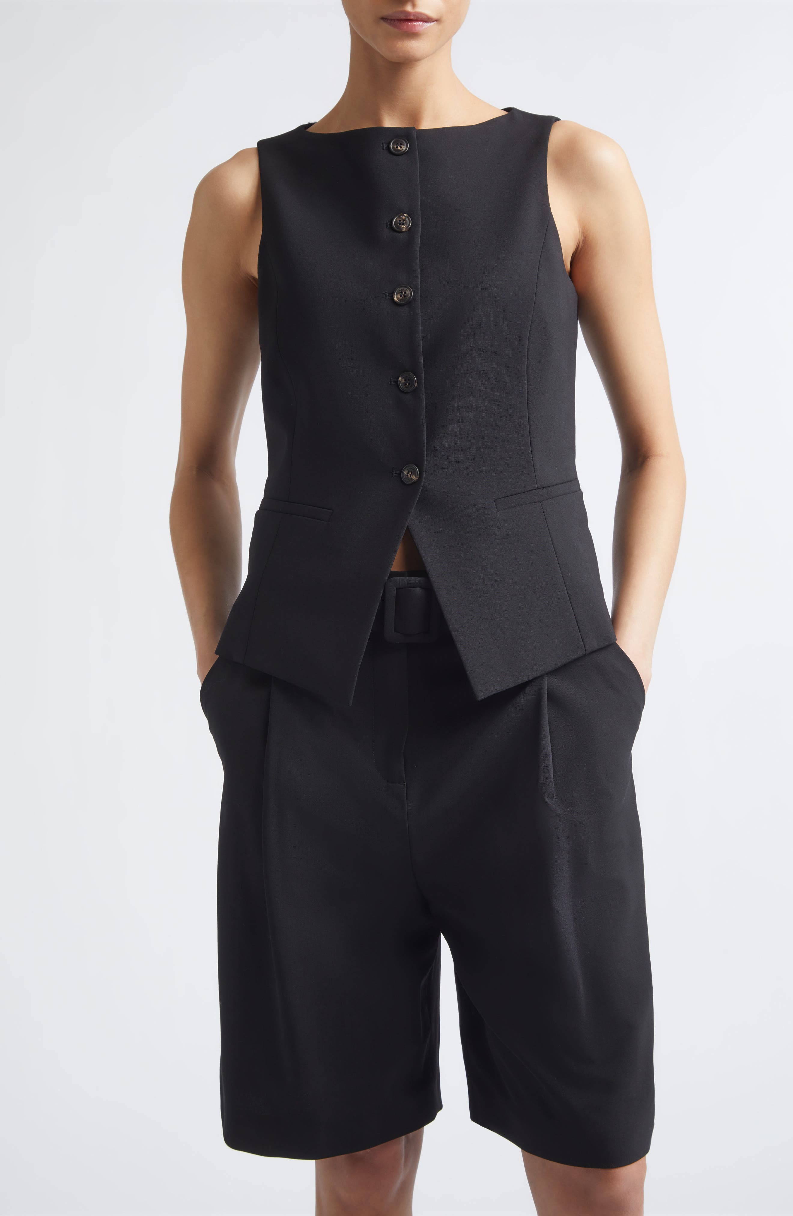 selected 22 BLACK