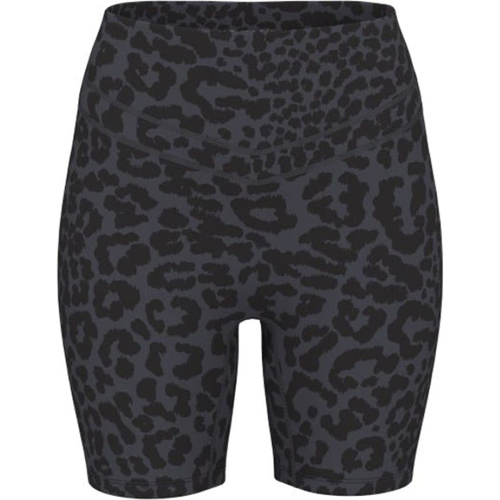 Vitality Pulse Volley Short In King Cheetah Midnight