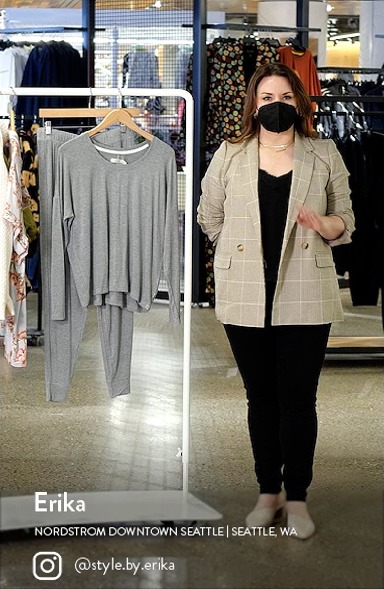 Birgit II Pajamas, sales video thumbnail