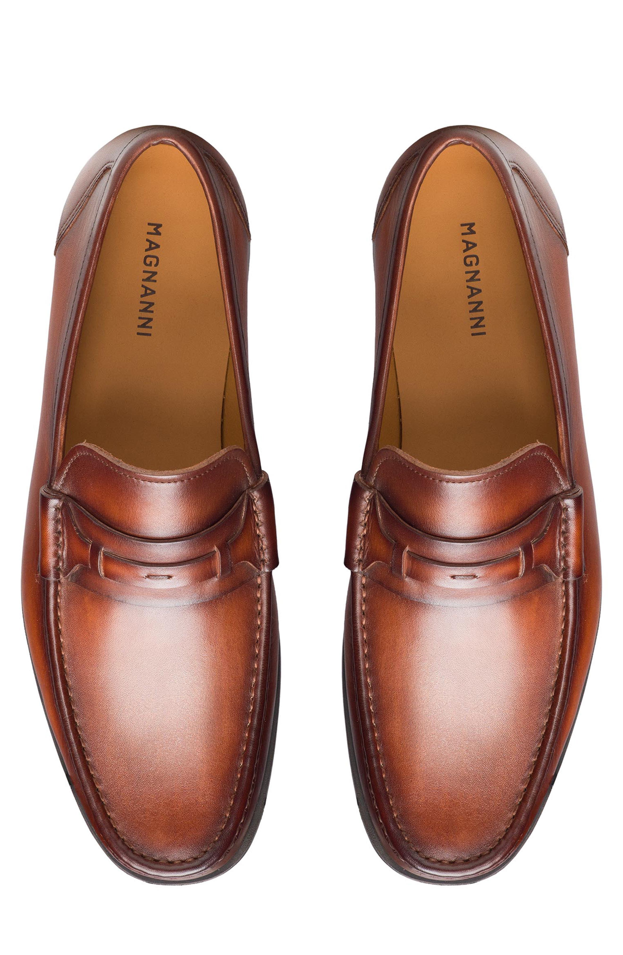 Magnanni Daren Loafer, Alternate, color, 