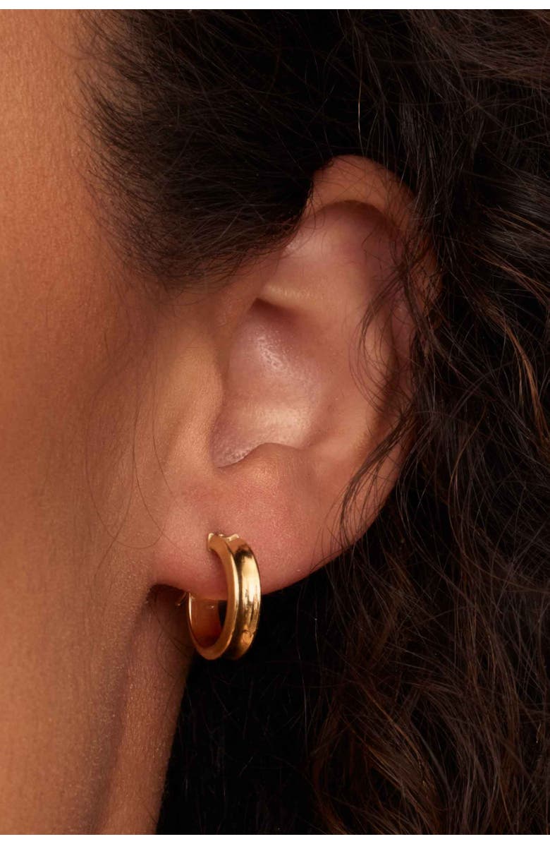Oradina 18K Yellow Gold Half Pipe Hoops, Alternate, color, Yellow Gold