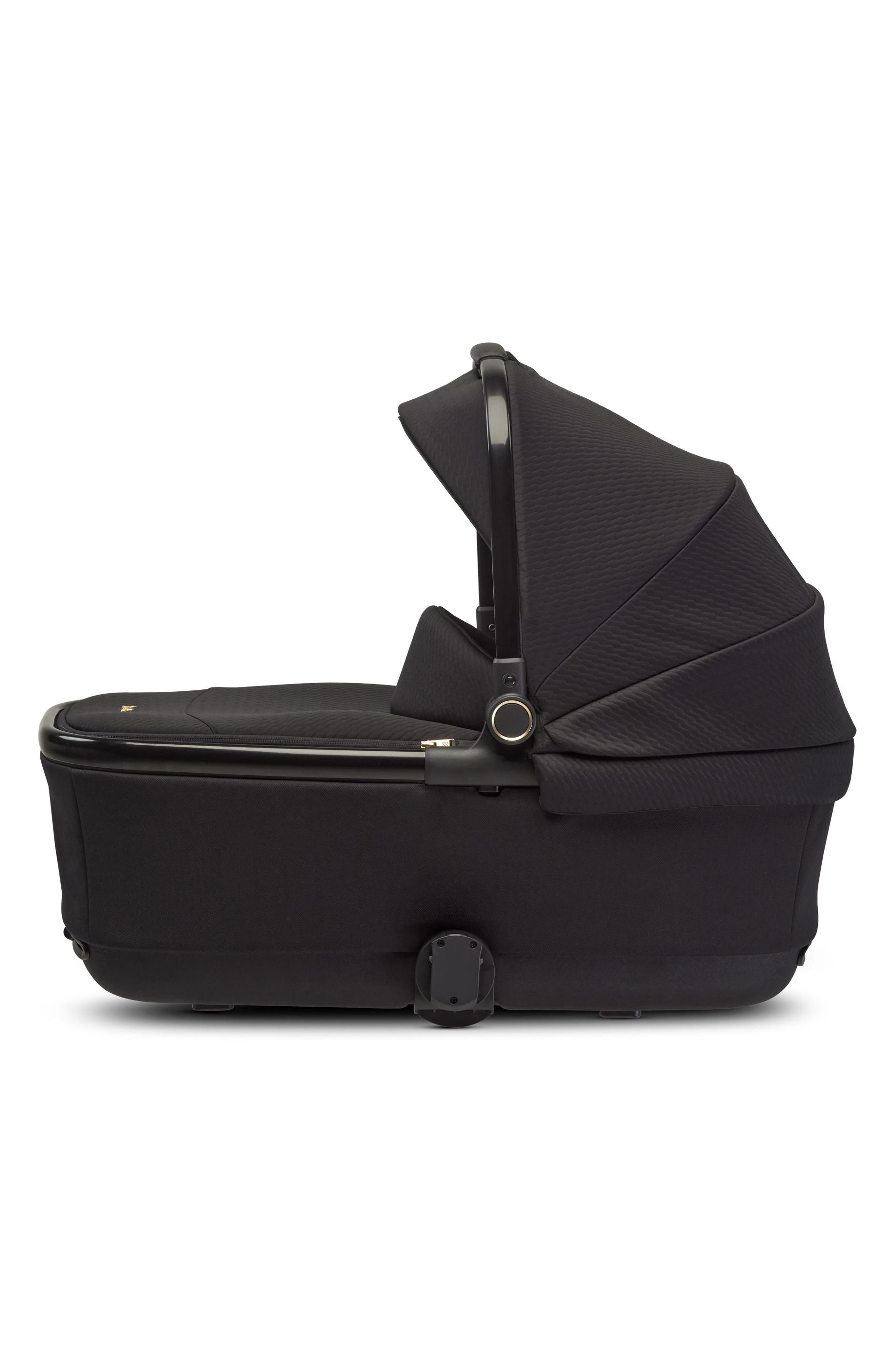 Silver Cross Reef 2 First Bed Folding Bassinet in Espresso 
