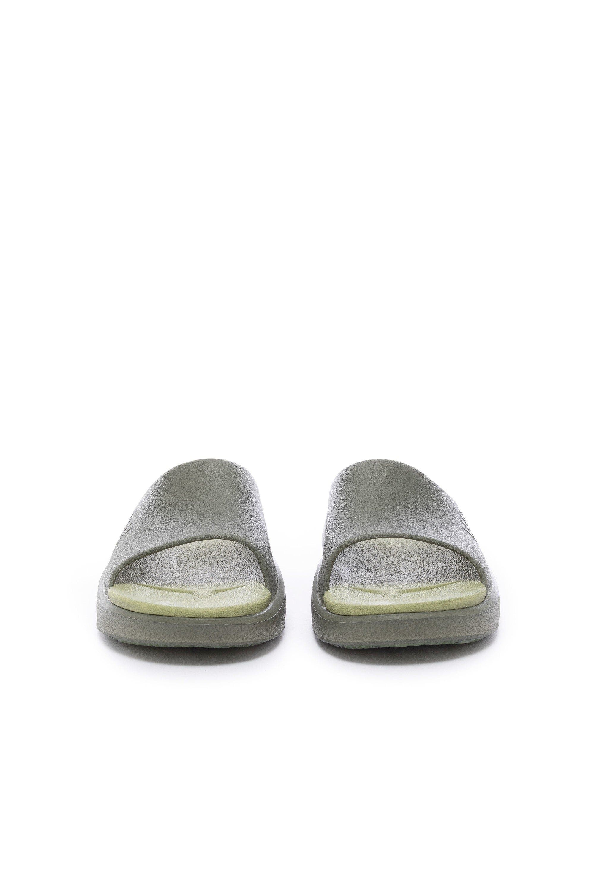P448 Riviera Slip-On, Alternate, color, 