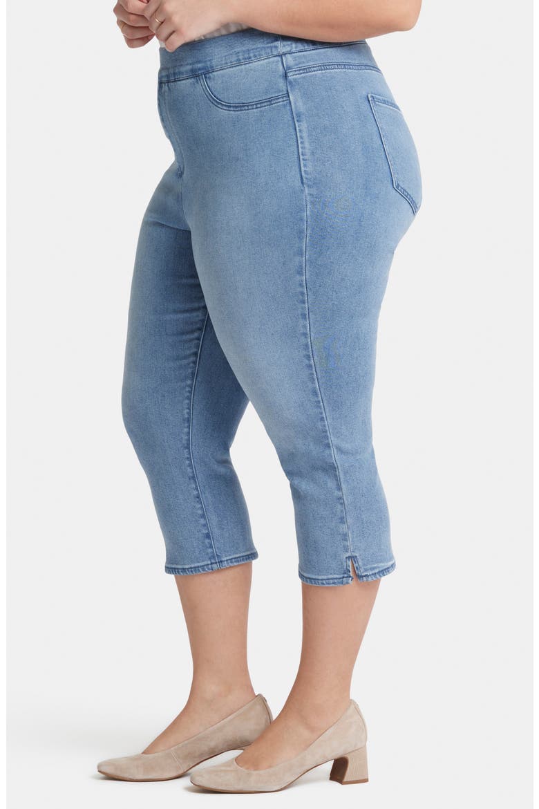 Dakota Side Slit Pull-On Capri Jeans, Alternate, color, CORFU