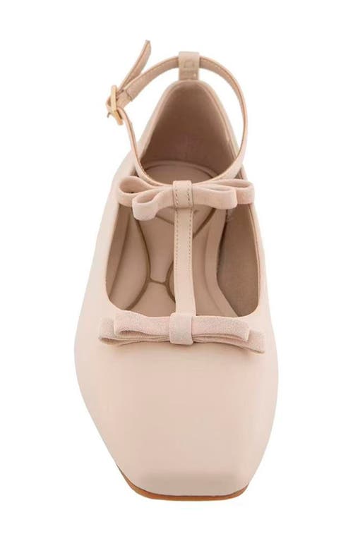 Kenneth Cole Juliet T-strap Flat In Sand Leather