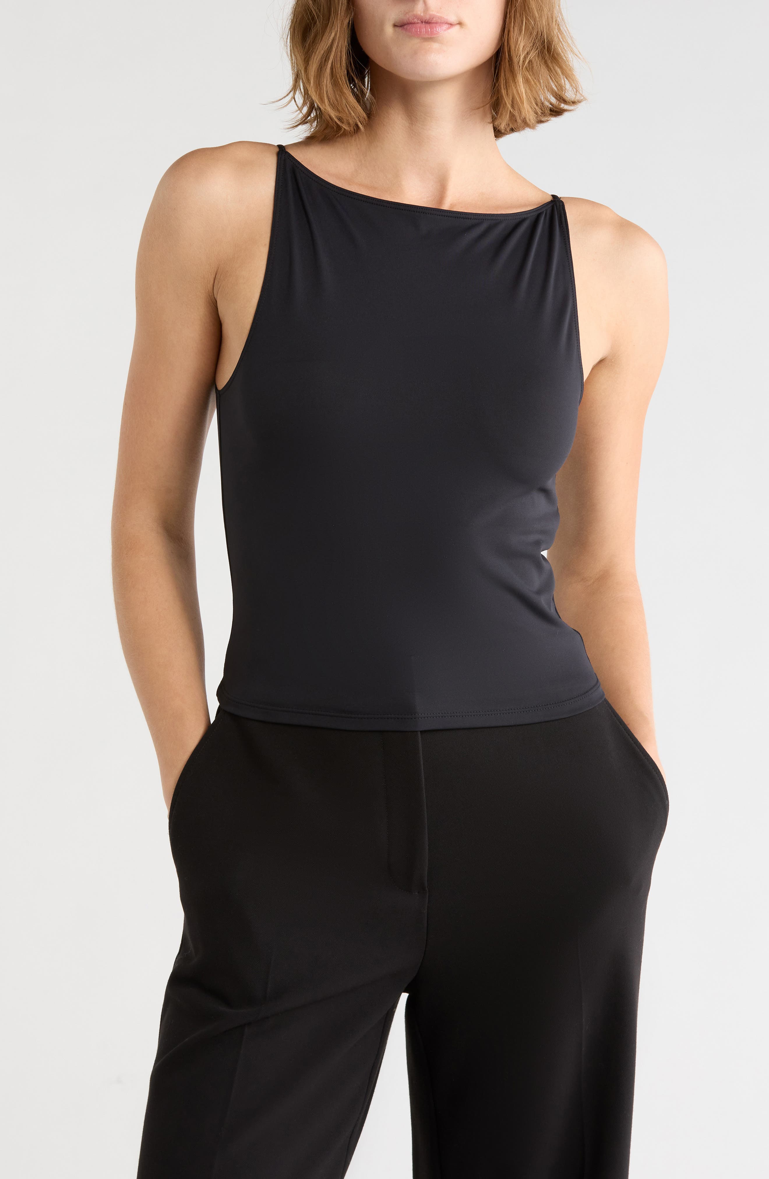 Weightless Sleeveless Tank