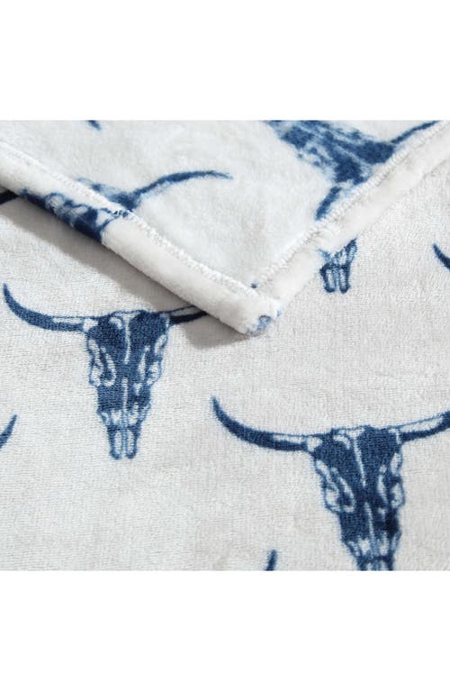 Wrangler Steer Head Ultra Soft Plush Fleece Reversible Thro