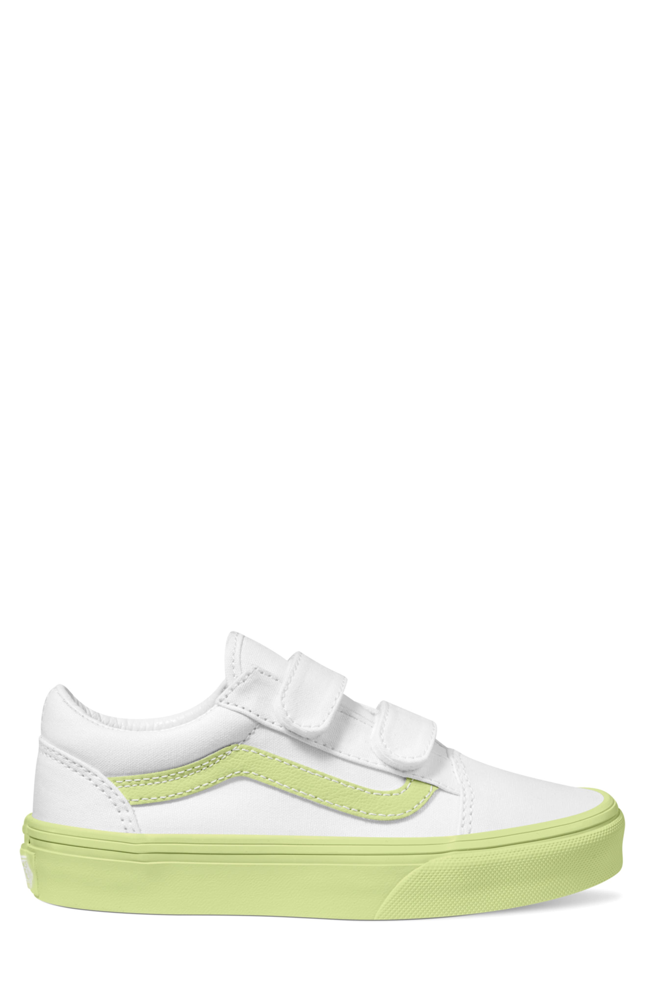 Vans Kids' Old Skool V Sneaker, Main, color, 