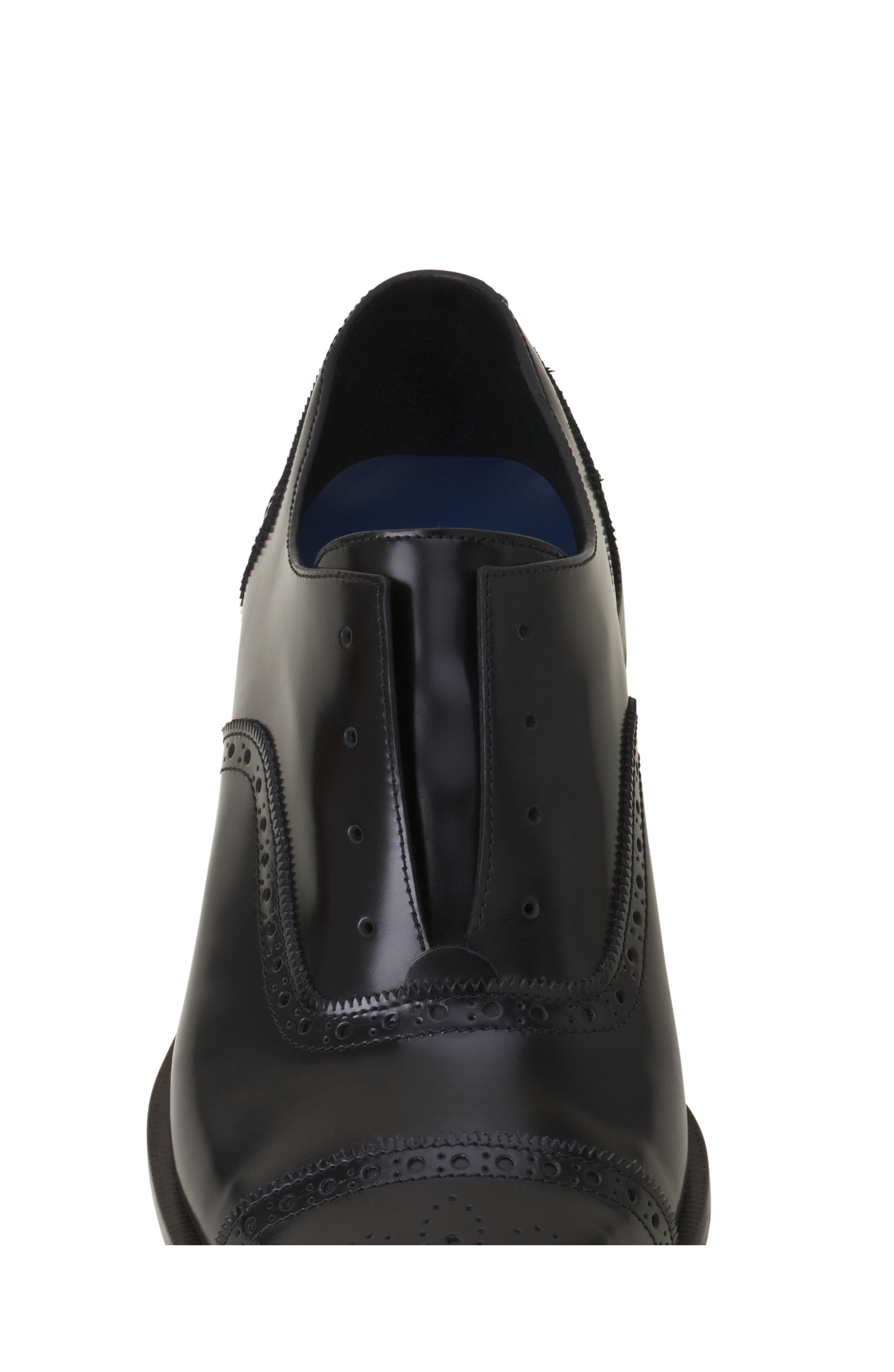Brogue Oxford Shoe In Shiny Leather, Alternate, color, Black