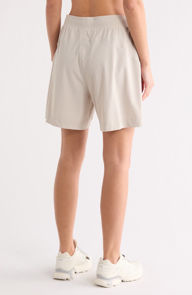 Sweaty Betty Explorer 5.5-Inch Shorts, Alternate, color, 