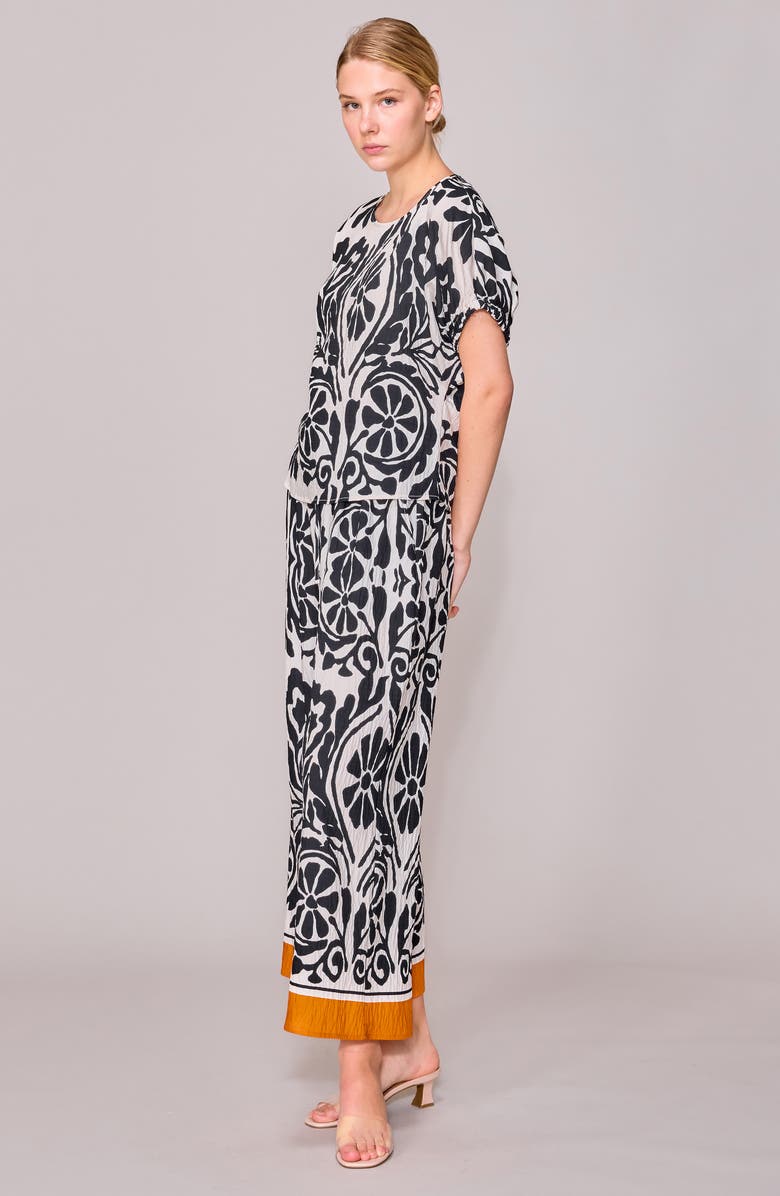 MELLODAY Floral Print Short Sleeve Woven Shirt, Alternate, color, Black White