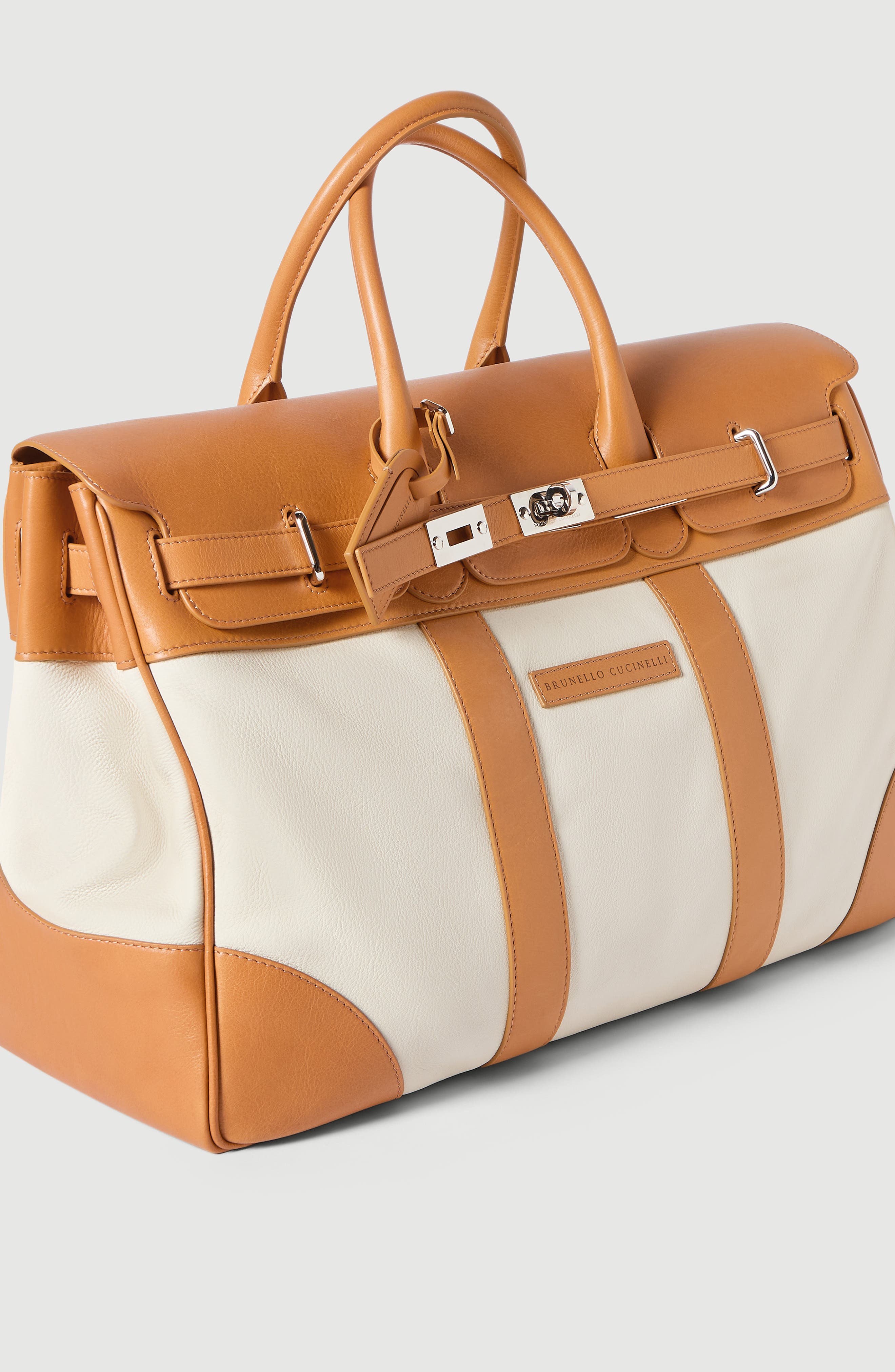 Grained calfskin and cowhide country bag, Alternate, color, Ivory