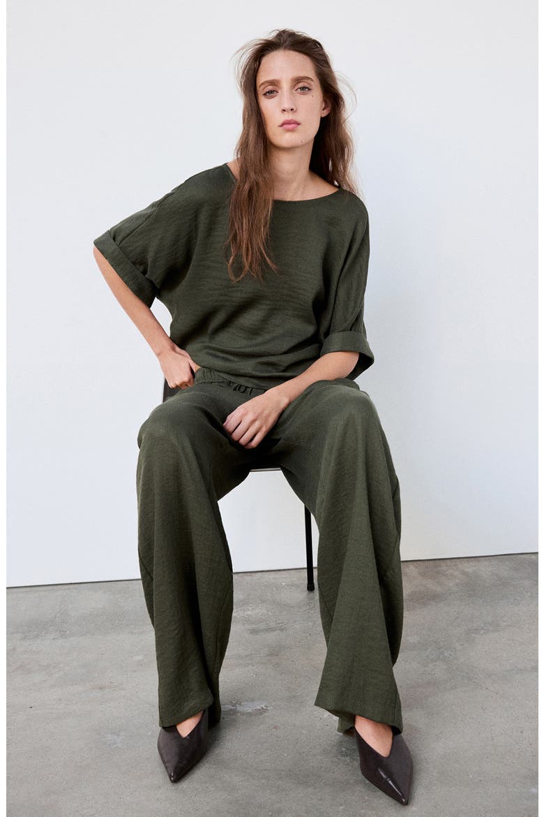 Flowy Roll Sleeve Top, Alternate, color, GREEN