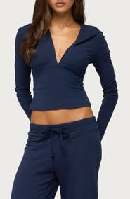 EDIKTED Natashah Hooded Plunge Long Sleeve Crop Top