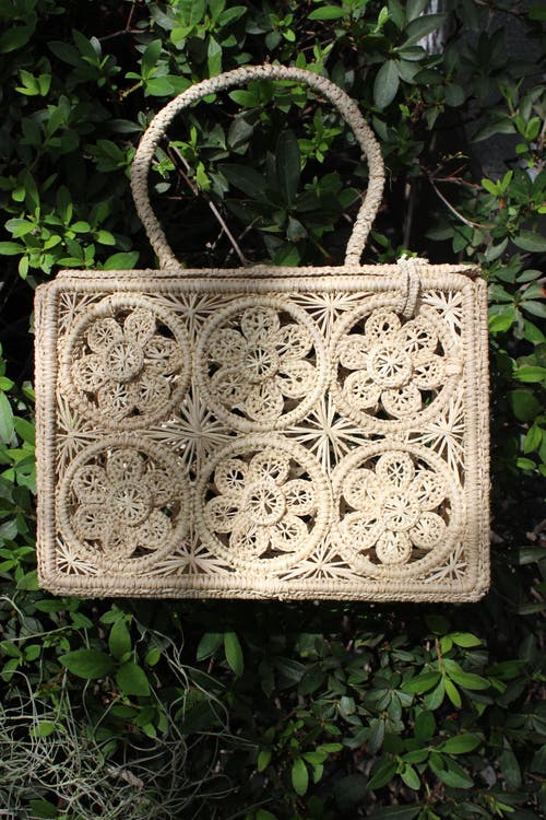 Amazónica Siena Handbag In Neutral