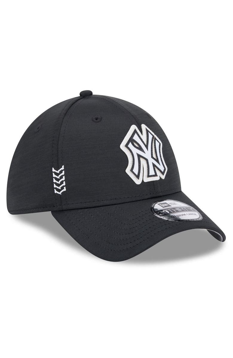 New Era Men's New Era Black New York Yankees 2024 Clubhouse 39THIRTY Flex Fit Hat, Alternate, color,