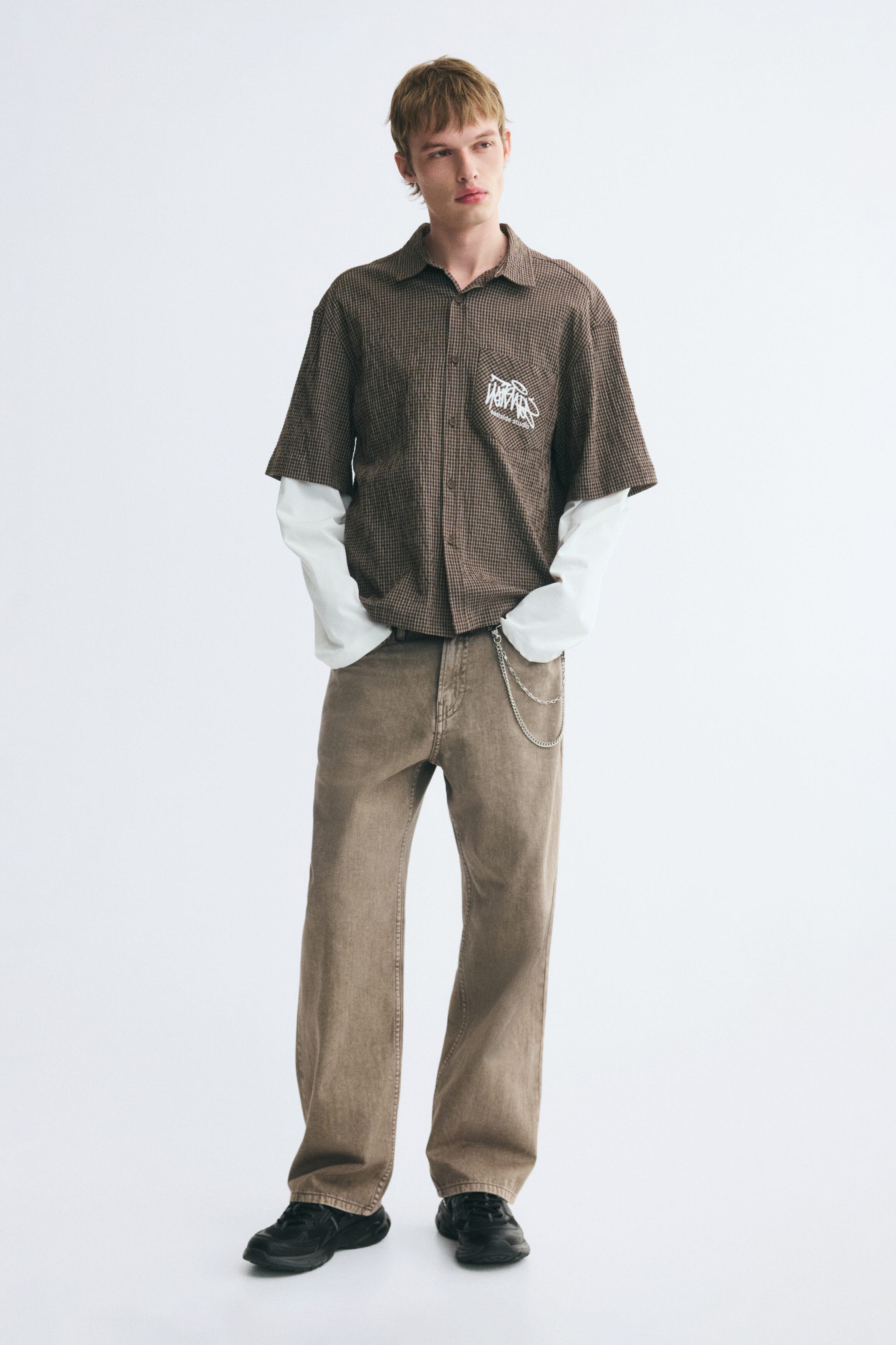 Taupe