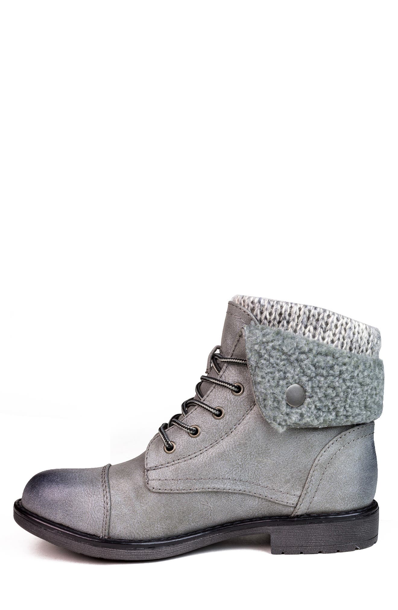 CLIFFS BY WHITE MOUNTAIN Duena Faux Shearling Trimmed Hiking Boot, Alternate, color, Lt Gry/Burn/Fab/Fleece