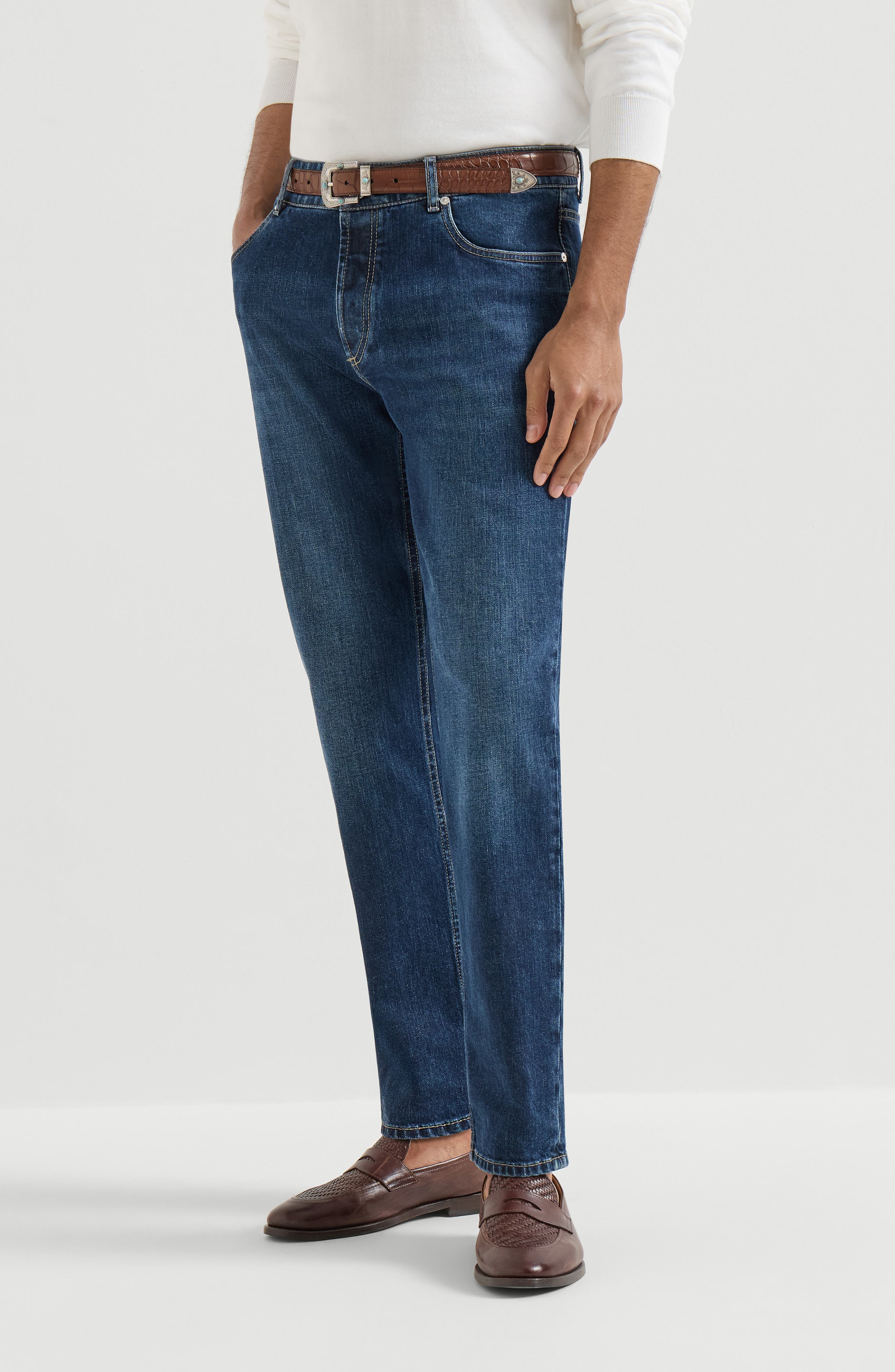 Traditional fit five-pocket trousers