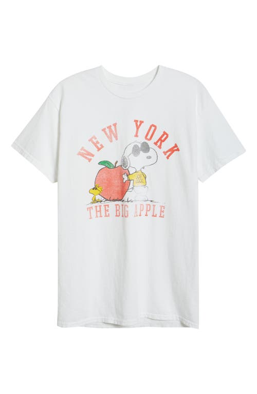 Junk Food Peanuts® Snoopy New York Cotton Graphic T-shirt In White