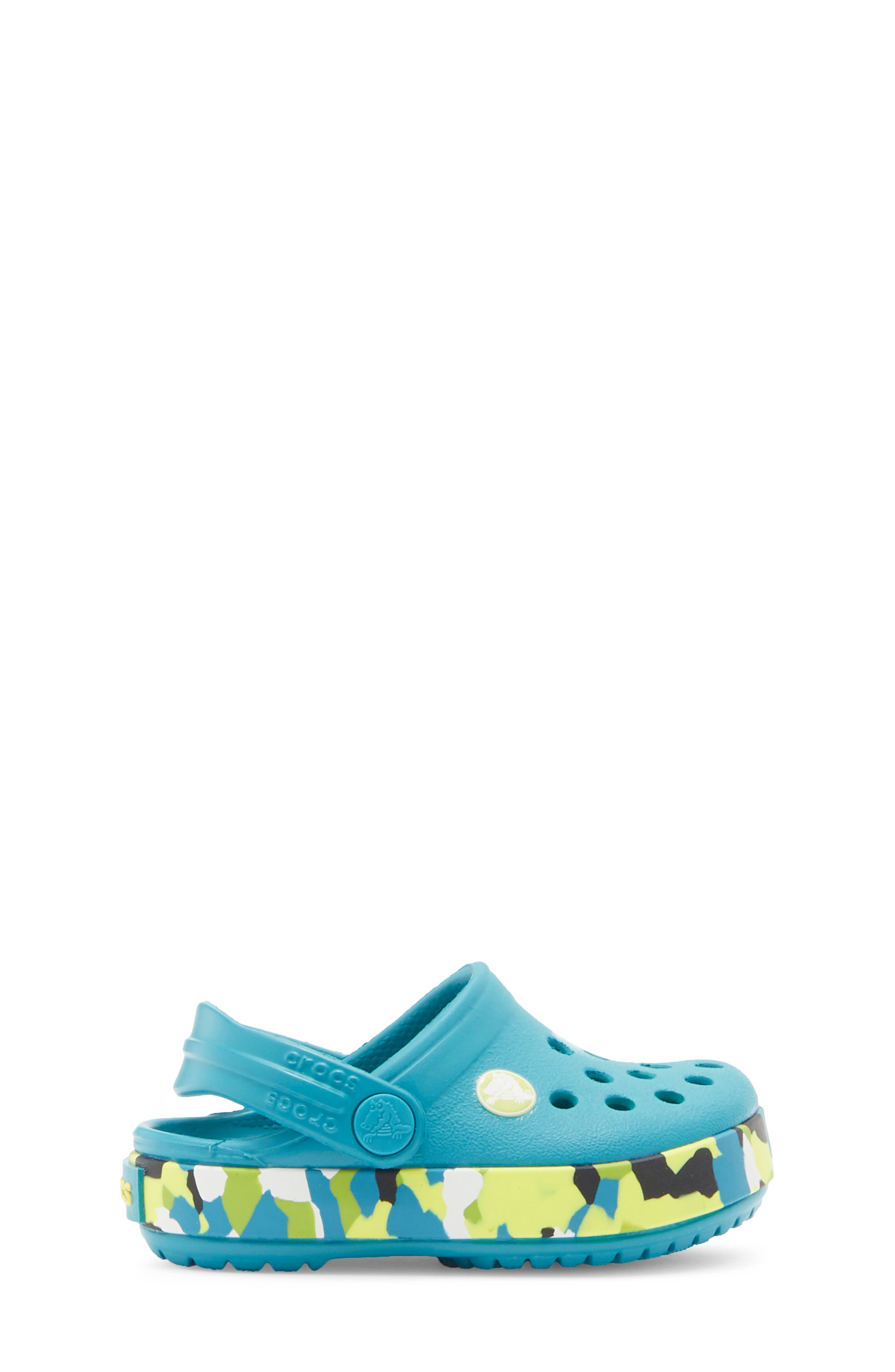 CROCS Kids' Glow Confetti Clog, Alternate, color, Turbo Teal/ Multi